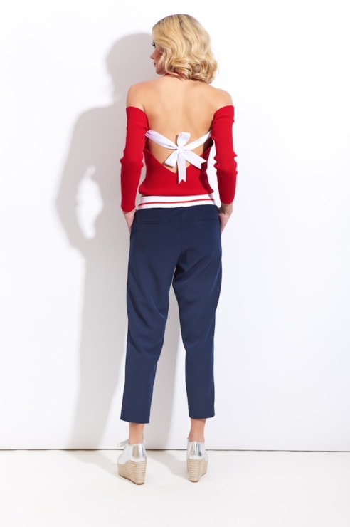 Camisola de tricot com laço nas costas