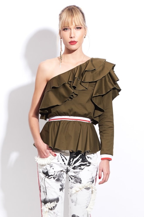 Asymmetrical blouse with frills