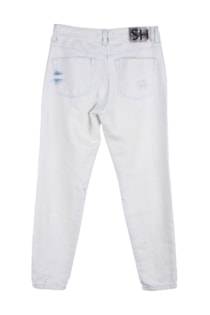 Calças com estampado e rotos