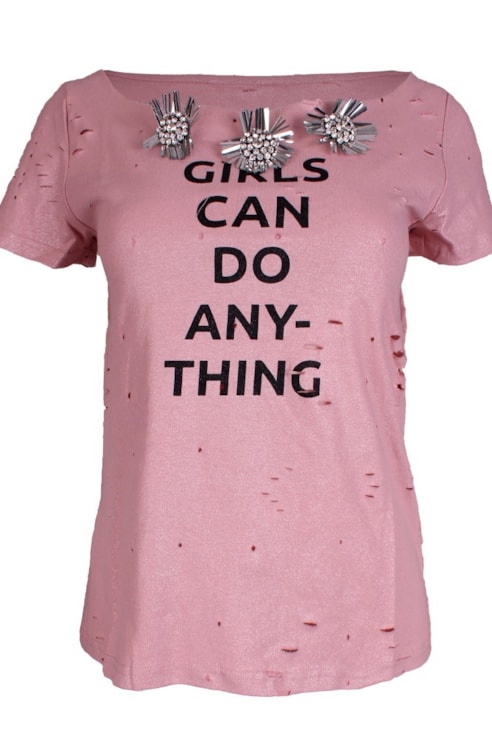 T-shirt com aplicações