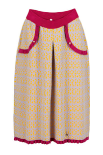 Saia de tricot com pinças