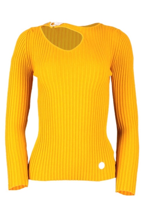 Fluted blouse