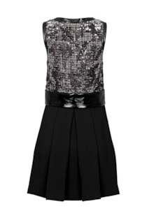 Vestido com tweed e lantejoulas