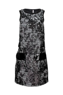 Vestido com tweed e lantejoulas