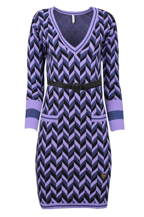 Vestido decote em bico com cinto