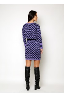 Vestido decote em bico com cinto