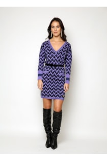 Vestido decote em bico com cinto