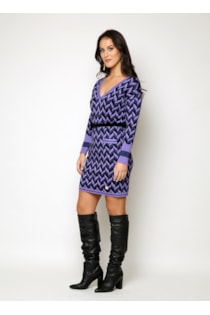 Vestido decote em bico com cinto