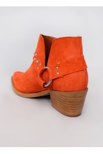 Botins com tacão Cowboy
