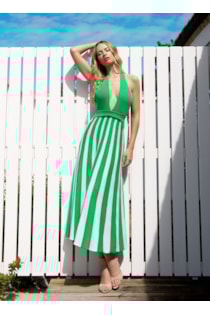 Vestido de tricot gola halter