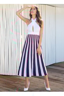 Vestido de tricot gola halter