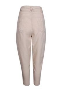 Pantalones con hebilla