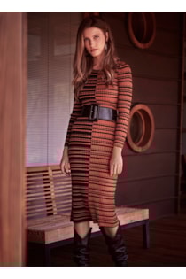 Vestido de tricot com cinto