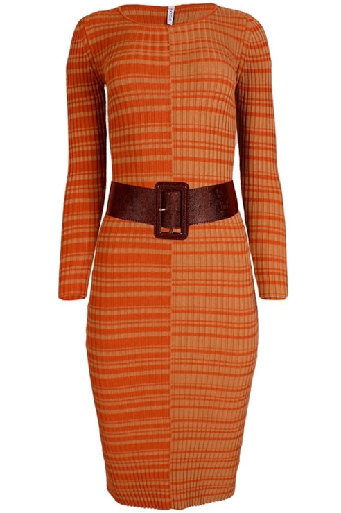 Vestido de tricot com cinto