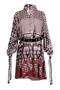 Vestido amplo com cinto