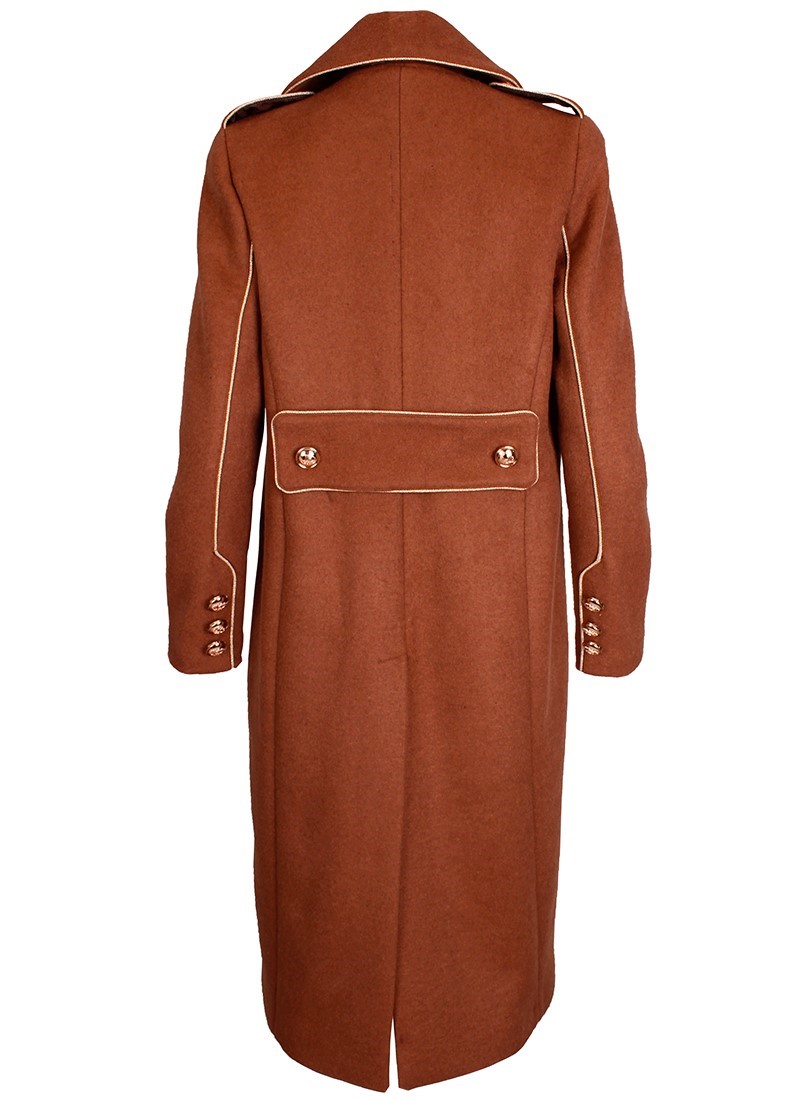 Long coat with pockets