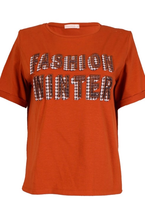 T-shirt com lantejoulas