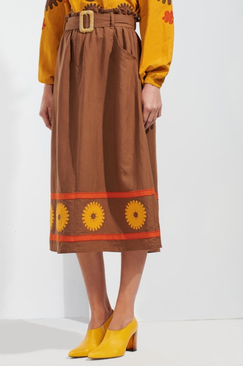 Saia midi com bordados