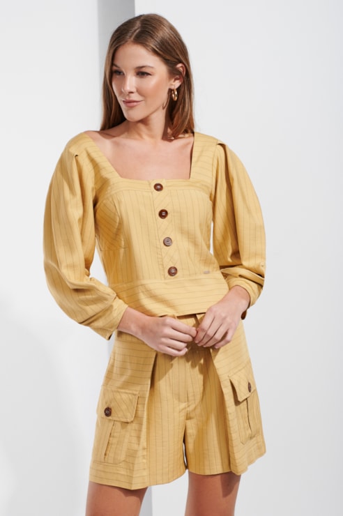Blusa às riscas manga abalonada