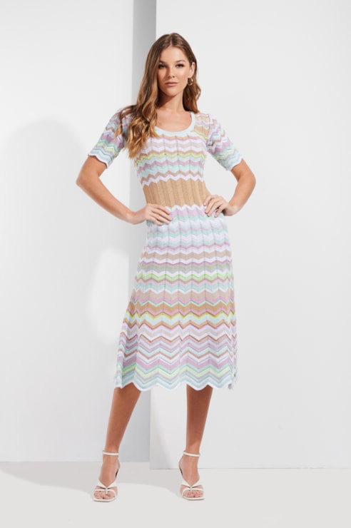 Vestido tricot manga curta
