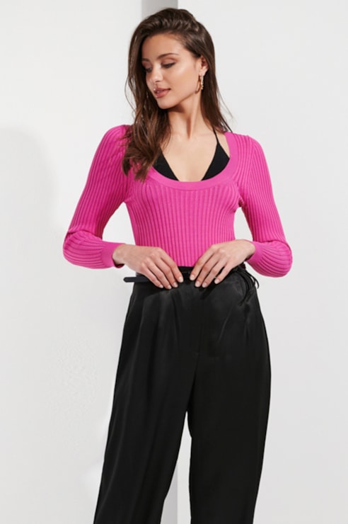 Body de malha com sobreposição