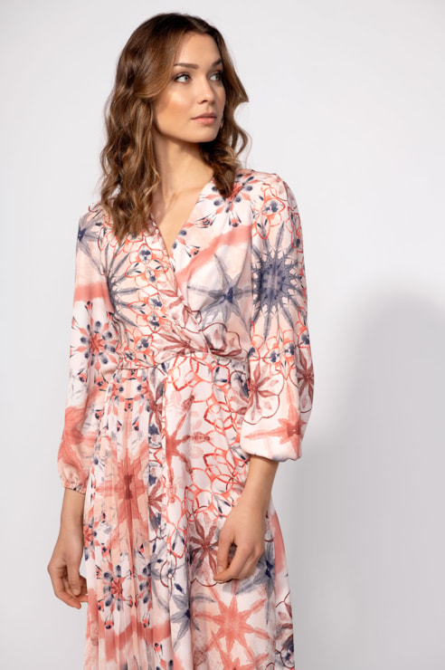 Vestido midi plissado