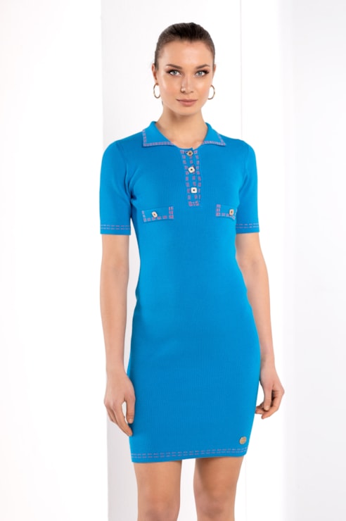 Vestido decote polo