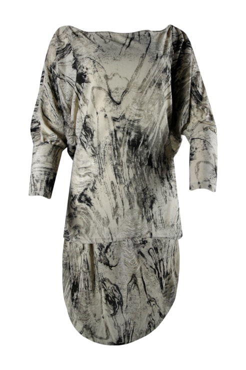 Blusa decote amplo