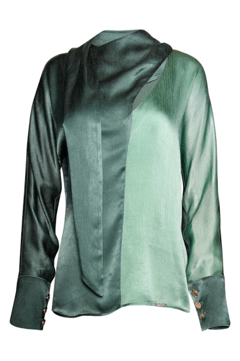 Blusa Acetinada Meia Gola