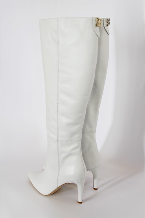 Botas Altas de Tacão