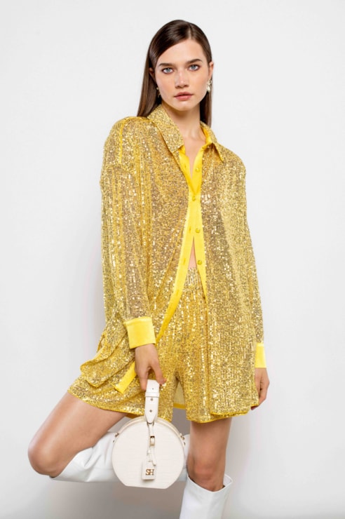Camisa oversize de lantejoulas