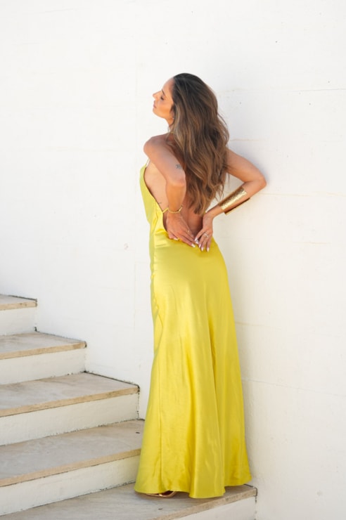 Vestido comprido acetinado