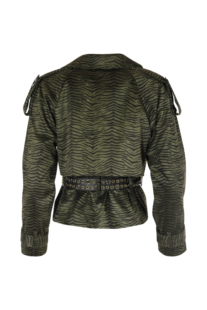 fw23-136-3