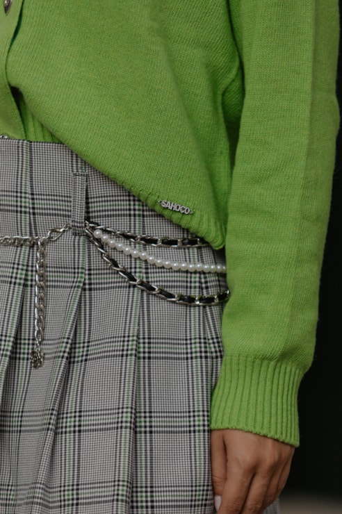 Metal and pearl chain belt