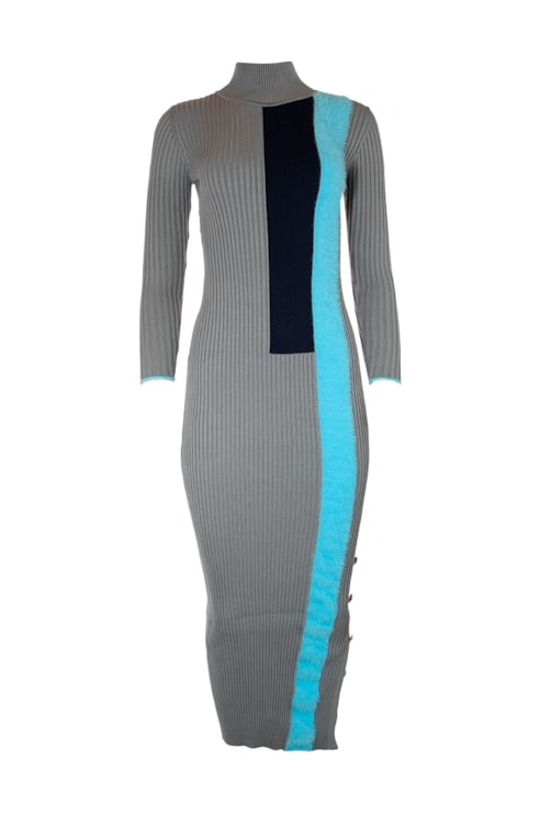 Knit long dress with fur trim