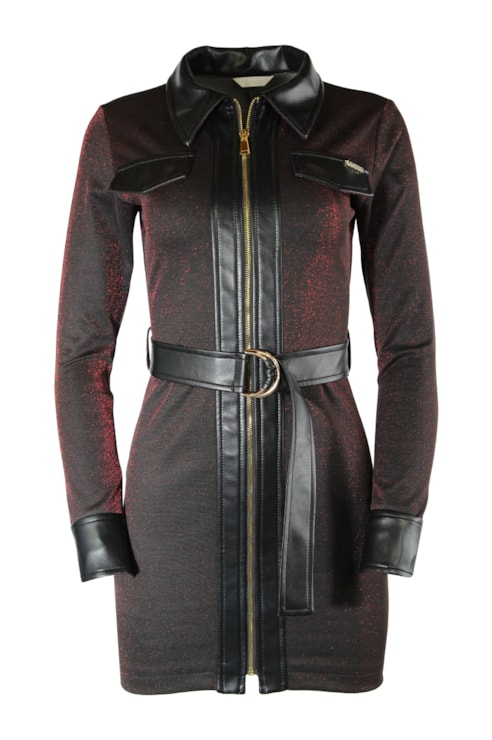 Vestido curto com fecho metálico