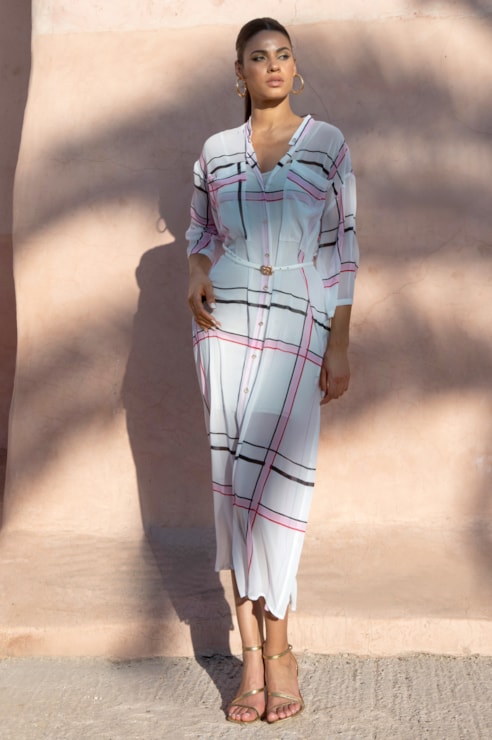 Vestido camiseiro semitransparente
