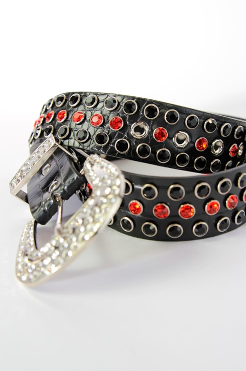 Snake effect belt
