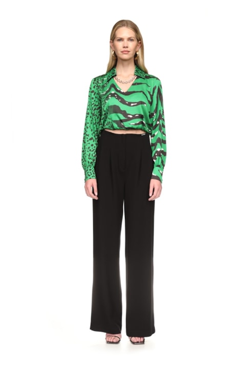 Wide pleated pants