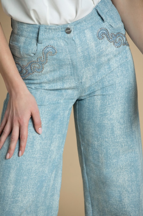 Calças jeans de cintura média