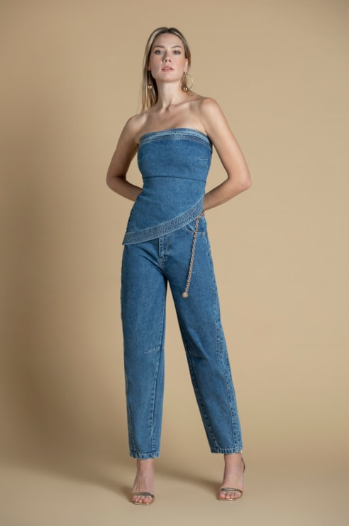 High-Waisted Mom Leg Jeans