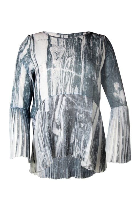 Blusa com plissados
